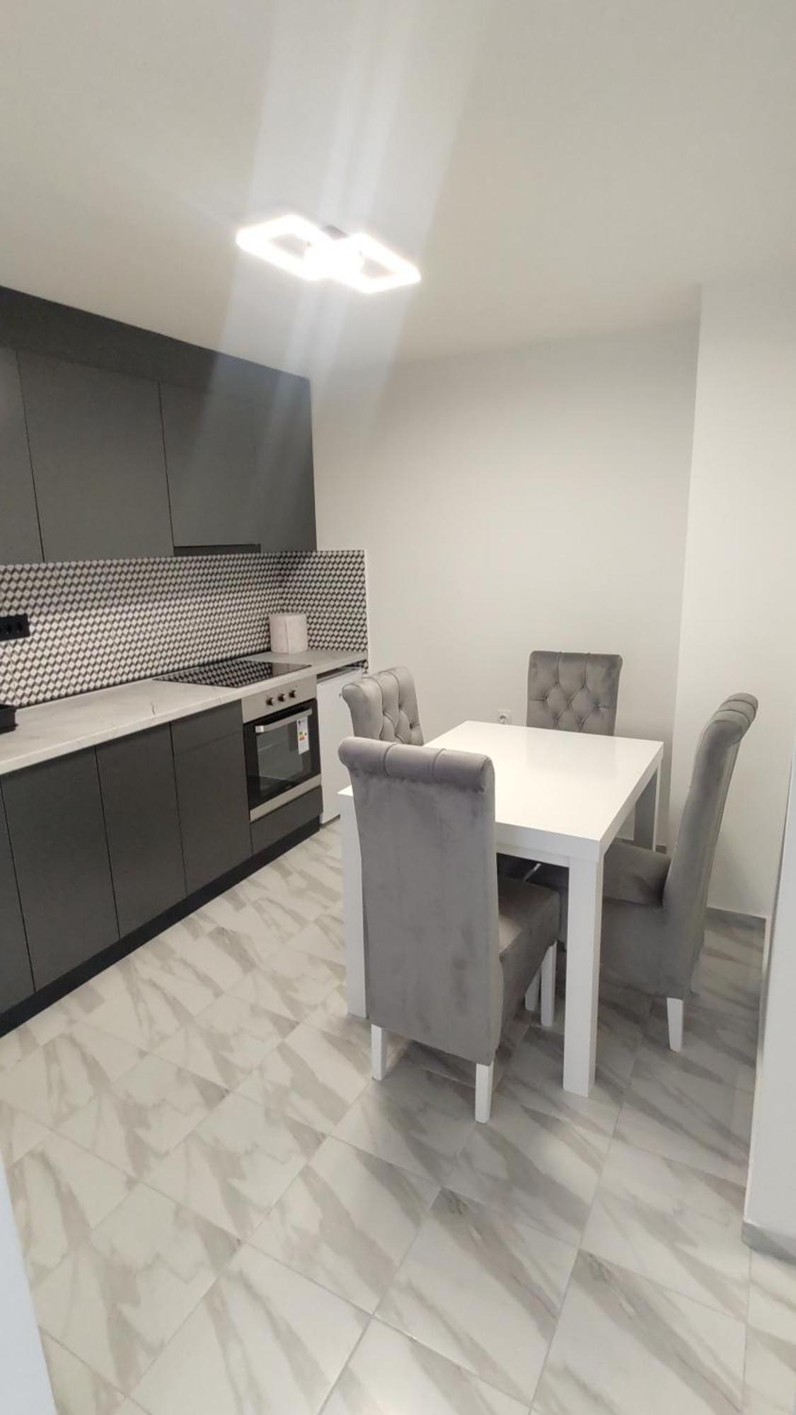 Apartman Big 2 Novi Sad Exterior foto