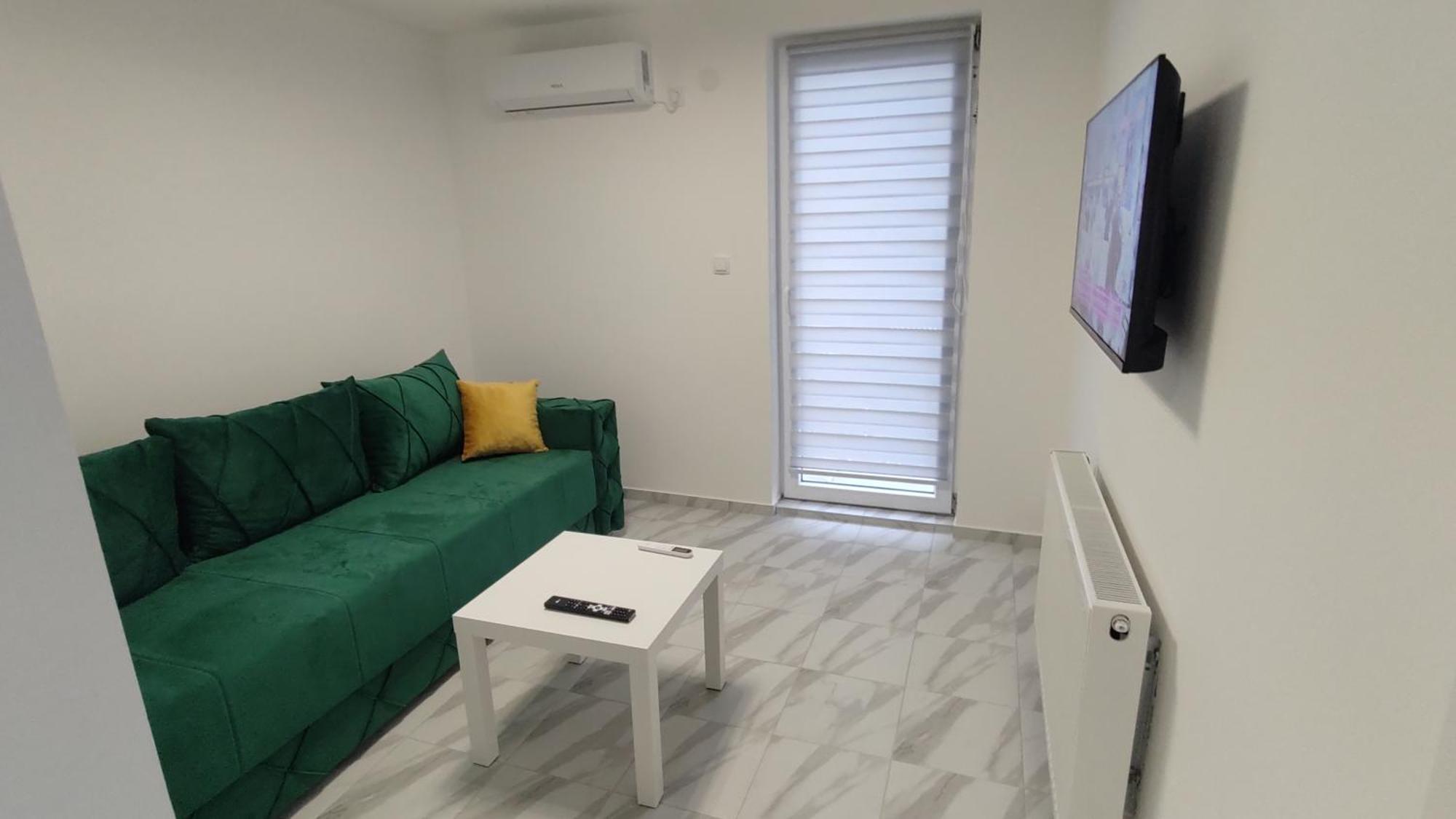 Apartman Big 2 Novi Sad Exterior foto